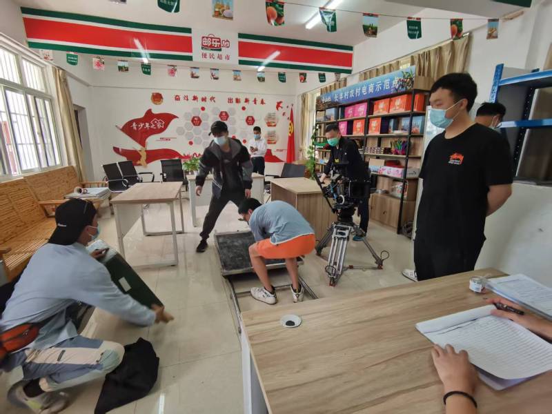 一支视频激活品牌生命力｜西塞山区产品视频拍摄公司的创意魔法秀